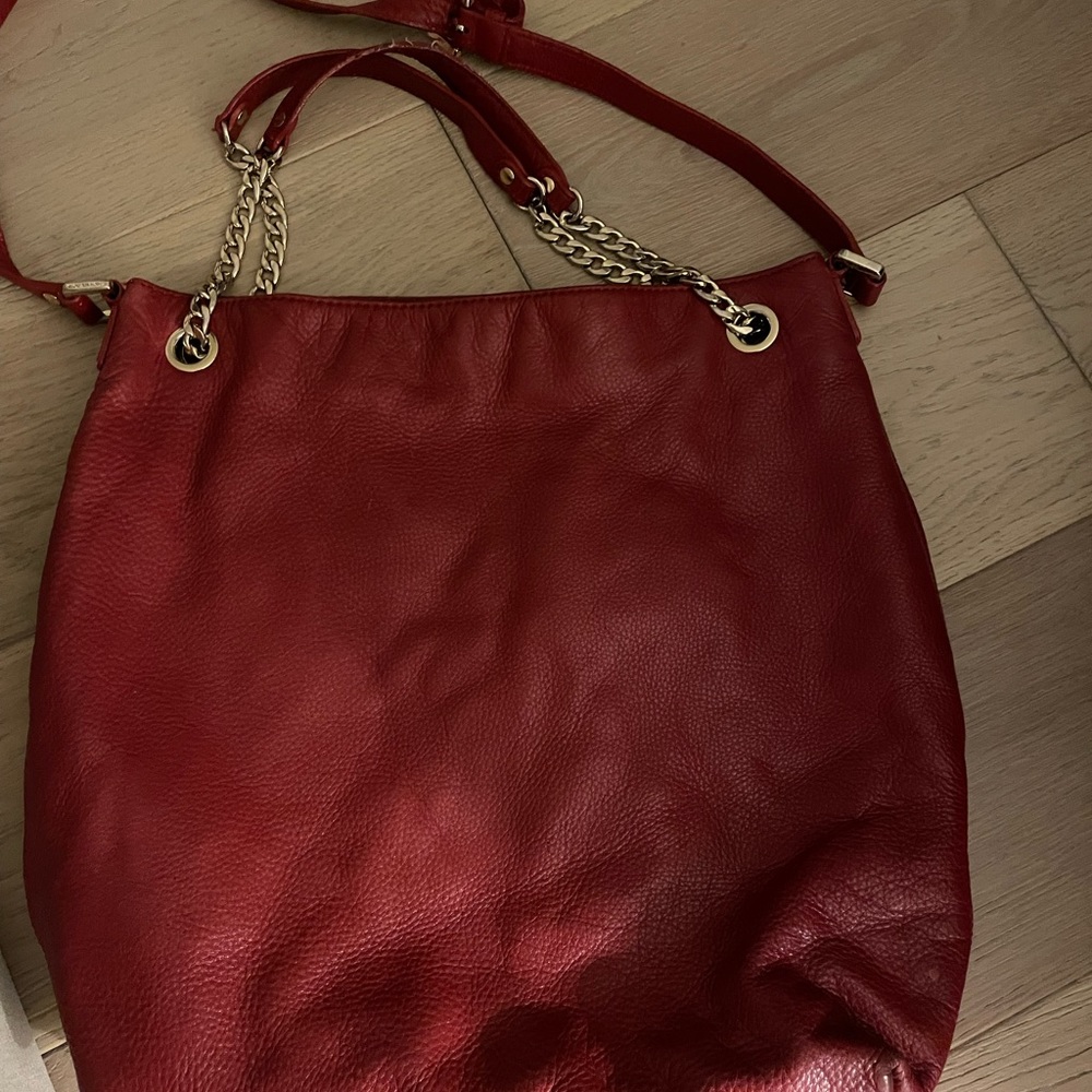 Michael Kors Red leather Tote bag with gold detail